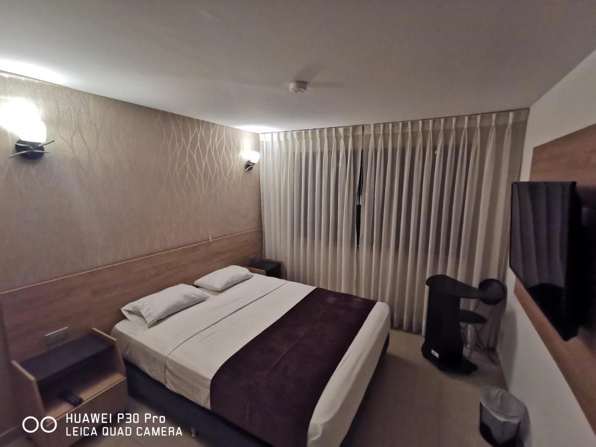 Hotel Lindsay Manizales Zewnętrze zdjęcie